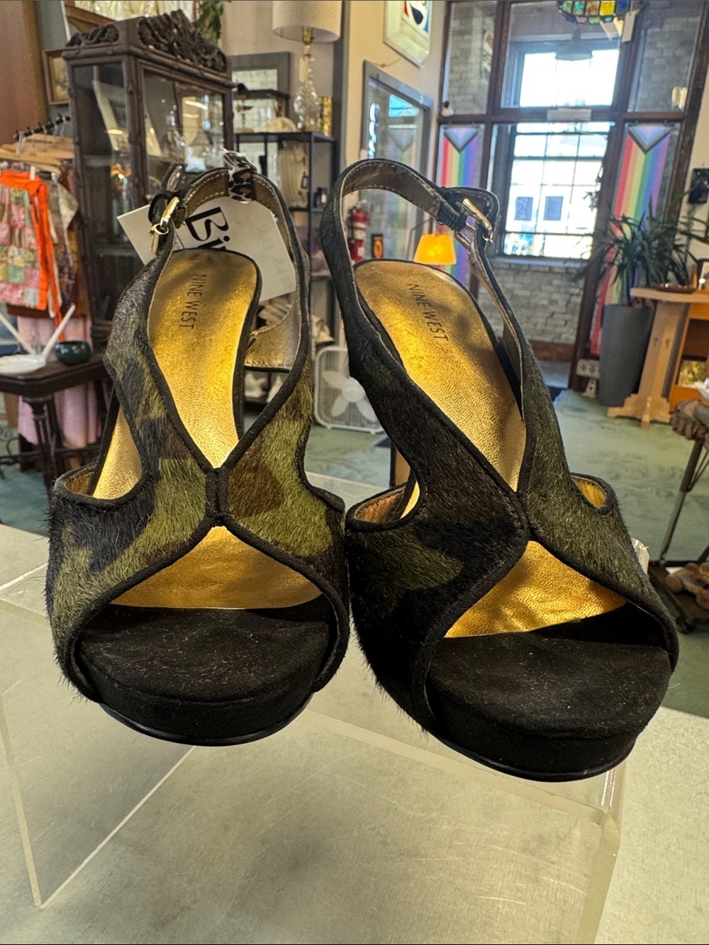 Nine West Black and Olive Cross‑Cut Slingback Heels 6.5 NEW